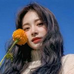 똑 닮은 딸 보는 사람 있냐