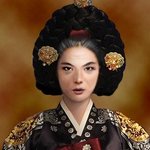 만백성들은 나 상감마마 미워요의 교지를 받들라.