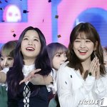 <b>장원영</b> <b>안유진</b>