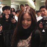 제니 <b>실물느낌</b>?