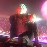 <b>김뷔</b> 이 폰카 찍은 사람 진짜 복받으세요