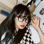 [모두드루와] <b>위키</b>미키 유정 투표 > 1 안경 쓴 유정 vs 2...
