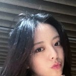 살빠지니까 입술이 커보임