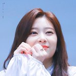 여우라 불리는 아이돌의 <b>상큼</b> 미소
