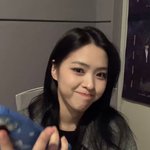 여돌 브이라이브 시청하는 남돌ㅋㅋㅋㅋ