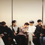 [펜타곤] 오늘브이앱 누가 <b>울지</b> 투표해보자