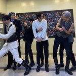 [펜타곤] 스테이션Z <b>벌칙</b>영상 안 본 유니!!