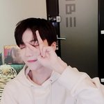 [펜타곤] 아 <b>지노</b> 너무 귀여워