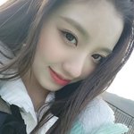 [댓글부탁해] 얘네 닮지 않았냐??