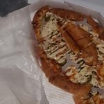 "<b>까탈</b>스럽게"…찌그러진 피자 컴플레인에 배달원 올린 사진