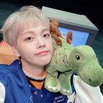 ㄹㅇ캐릭터 같이 생김