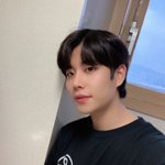 [모두드루와] 아스트로 <b>엠제이</b> 너무 잘 생겼어 특히 입꼬리 ❤️