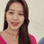 주간아 기습라이브에 나온 4세대 걸그룹 비주얼 멤버들.<b>gif</b>