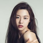 <b>설윤</b>이랑 고윤정 진짜ㅈㄴ이쁜데 분위기도 <b>닮음</b>