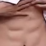 나만 복근 <b>선명</b>한거 좀 징그럽냐?