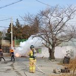 <b>맨홀</b>서 불꽃·연기 신고…'유독성' 시안화수소 검출