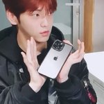 [댓글부탁해] 이 아이폰케이스 도대체 뭐임?