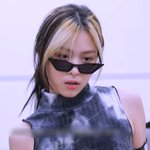 <b>류진</b>