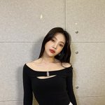 조이 <b>쇄골</b> 너무 부러움
