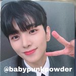 <b>류준민</b> 포카 개이쁘다