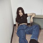 제니 캘빈클라인 뉴짤 뜸