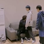 [엔하이픈] 연습실 들어가자마자 안아<b>주심</b>