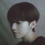 뭔가   <b>중성</b>적인 느낌