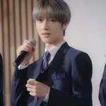 [TXT] 범규 <b>은발</b>