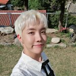 너네 제이홉 선물 받은거 봤냐?