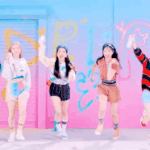 기존 컨셉과 180도 다른 컨셉으로 컴백하는 걸그룹