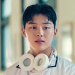 스물<b>다섯</b>스물하나 얘 장기용 닮지 않았음?