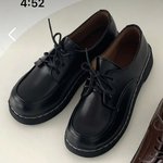 나 교복입고 <b>롯월</b>가는데 이거