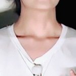 내본진 쇄골 너무 <b>예</b><b>뻥</b>