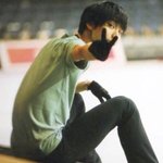 <b>하뉴</b>같은 남자랑 결혼하는법 알려줘