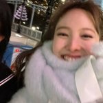 <b>임나연</b>씨 인스타 좀 열어줘요