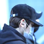 아이돌이 이어폰 꽂는법 (<b>feat</b>.백현)