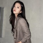 톡선ㄴㄴ안유진은 <b>웜</b>톤이야