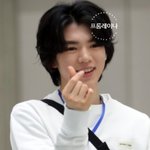 진지하게 <b>차준환</b>이 잘생긴거야...?