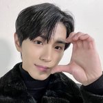 생일에 직접 미역국 끓여주는 남돌 어때