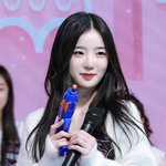 [댓글부탁해] 이 옷 정보 아는사람?