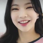 웃을 때 카리나랑 아<b>이사</b>처럼 되는 눈 있잖아