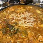 [NCT칠프] 무<b>쇠</b> 김치삼겹 전골 진짜 개존<b>맛</b>