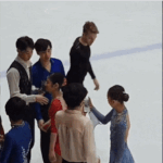 귀엽게 노는 <b>차준환</b> 유영