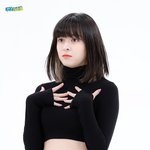 엔믹스 <b>릴리</b>가 젤 눈에 띄네