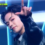 [트레저] <b>오늘자</b> 엠카 엔딩요정 윤재혁