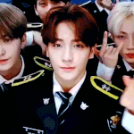 [더보이즈] 애들 제복 한번만 더 보고싶<b>뜨악</b>