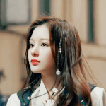 설윤 <b>영화</b> 여주인공같이 생김
