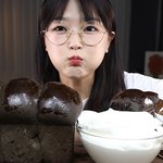 <b>먹방</b>유튜버 너무 귀여움