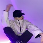 투바투 연준 옷 정보 아는 사람?