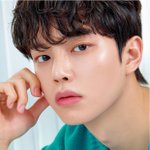 송강이 요즘 20대 배우 중에 <b>탑급</b>으로 잘생김??